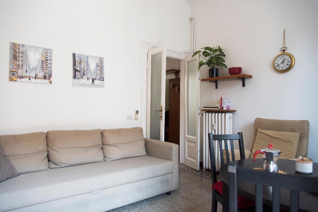 Peaceful Court Apartment In Shopping District Milán Exteriér fotografie